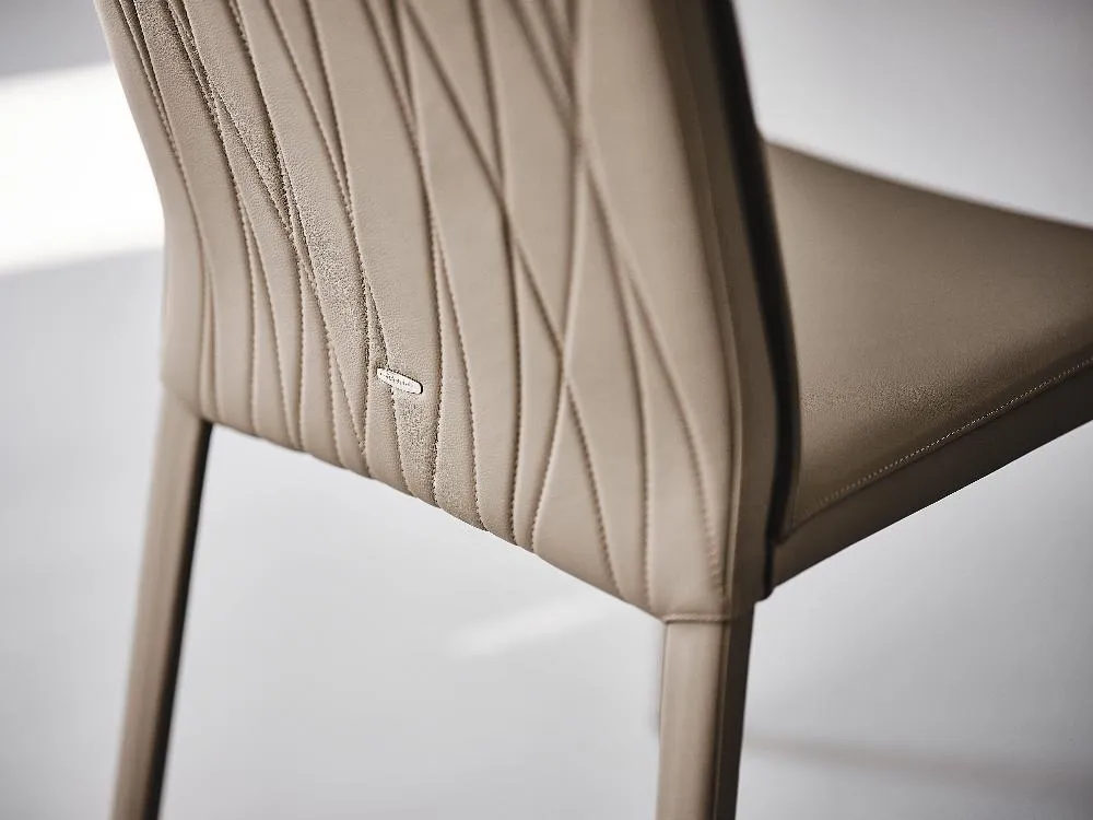 ITALIA Couture Chair