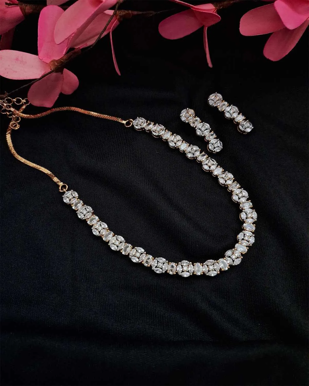 Zevarly Rosha Ad Necklace Set